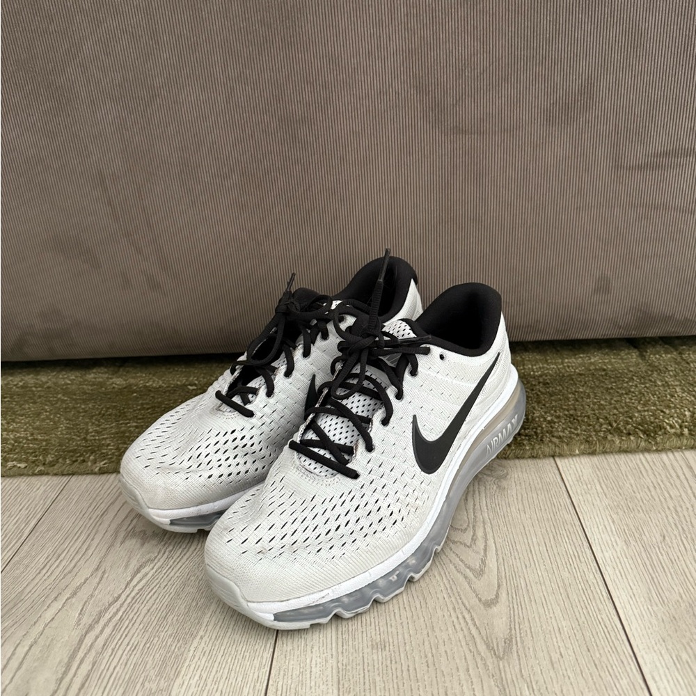 Nike White and Black Athletic Sneakers